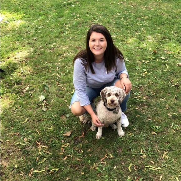 Meet your Posher, Sarah - Picture 1 of 1